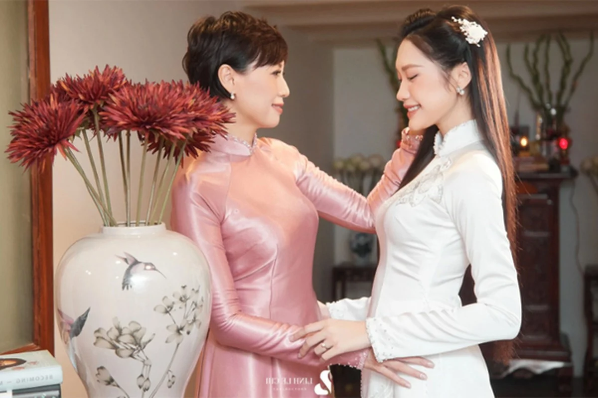 Mother-in-Law Reveals Why Footballer Doan Van Hau is Lucky to Join Family