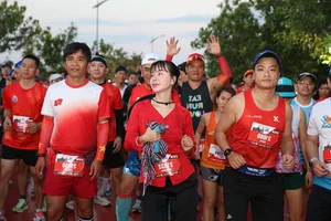 Khuat Phuong Anh Triumphs in 10km Pride of My Fatherland Race - image 1