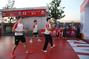 Khuat Phuong Anh Triumphs in 10km Pride of My Fatherland Race - image 2