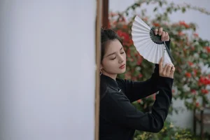YiTuYu Art Language Vol.6647: Elegant Portraits of Yu Wen - image 30