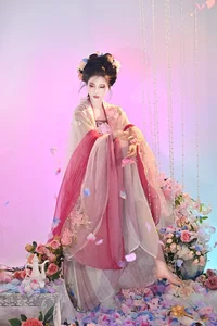 Artistic Excellence in YiTuYu Art Language Vol.4385 Xing Ren Nai Bao - image 9