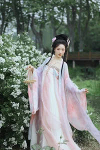 Exploring Contemporary Elegance: YiTuYu Art Language Vol.7296 Tian Tian - image 12