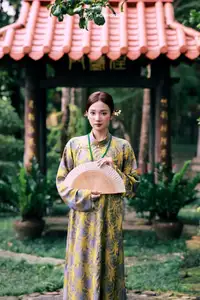 VGU No.183: Admire the Elegant Beauty of Vietnamese Women in Ao Dai and Conical Hat Amidst Nature - image 10