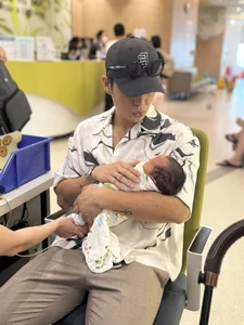 Huy Tran Shares Heartfelt Journey of First-Time Fatherhood and Sleepless Nights - image 4