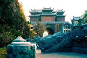 Discover the Historic Valley Near Hanoi Worshipped by King Dinh - image 2