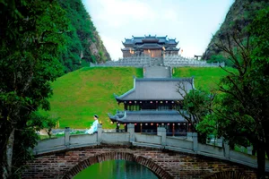 Discover the Historic Valley Near Hanoi Worshipped by King Dinh - image 0
