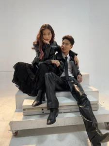 Heartwarming Behind-the-Scenes Moments from the Finale of My Happy Unexpected Family - image 21