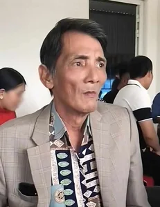 Inside the Marriage of Veteran Actor Thuong Tin and His Younger Wife - image 7