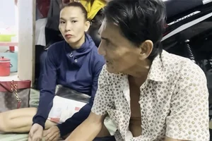 Inside the Marriage of Veteran Actor Thuong Tin and His Younger Wife - image 5