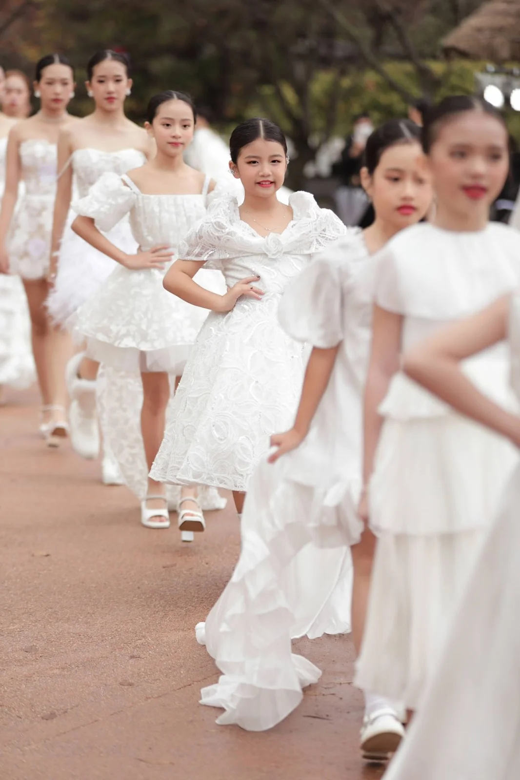 Cindy Minnie Joins Top Vietnamese Models at Asian Kids Fashion Week