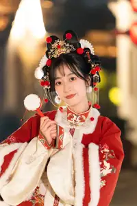 YiTuYu Art Language Vol.8565 Xiao He: Captivating Hanfu Elegance & Traditional Charm for Lunar New Year - image 24