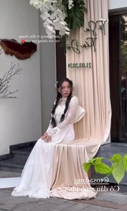 Đặng Tiểu Tô Sa rạng rỡ trong ngày cưới, xúc động bịn rịn bên mẹ - image 12