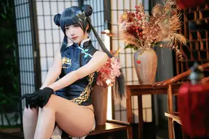 Coser Miyamoto Sakura as Ryuuka Hisaki (Blue Archive): Alluring Warrior Beauty 8059691834 - image 35