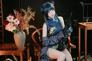 Coser Miyamoto Sakura as Ryuuka Hisaki (Blue Archive): Alluring Warrior Beauty 8059691834 - image 27