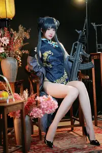 Coser Miyamoto Sakura as Ryuuka Hisaki (Blue Archive): Alluring Warrior Beauty 8059691834 - image 28