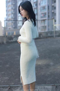 Xiao Bao Snow White Sweater Cozy Winter Fashion - image 1