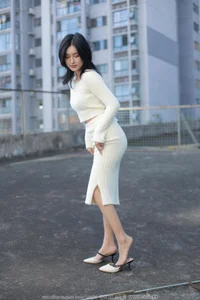 Xiao Bao Snow White Sweater Cozy Winter Fashion - image 61