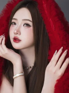 Famous Influencer with 1.2 Million Fans Debuts a Bold New Visual Concept - image 7