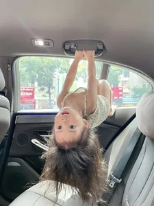The Reality of Raising Daughters: Hilarious Photos That Break the 'Quiet' Stereotype - image 3