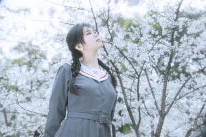 YiTuYu Art Language Vol.6717: Featuring the Elegant Model Niu Nai - image 1