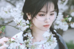 YiTuYu Art Language Vol.6717: Featuring the Elegant Model Niu Nai - image 0
