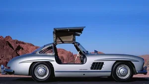 10 Futuristic Car Technologies from Movies That Are Now Reality - image 1