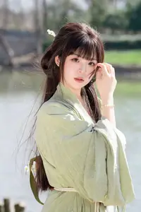 Asian Beauty: Sai Xi Xi Li Ma in Elegant Green Hanfu – YiTuYu Vol.8747 Collection - image 17