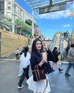 Miss World Vietnam Huynh Tran Y Nhi: Life as a Student in Australia - image 10