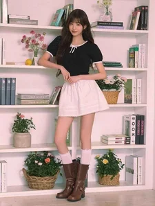 Analyzing the Visual Impact of Jang Wonyoung: The New Era's CF Queen - image 0