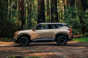 Kia Seltos 2027 Hybrid: Enhanced Fuel Efficiency and Modern Design Set for Late Release - image 11
