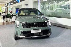A Closer Look at the 2026 Kia Sorento Hybrid in Vietnam: Features and Pricing - image 4