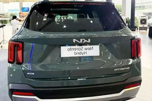 A Closer Look at the 2026 Kia Sorento Hybrid in Vietnam: Features and Pricing - image 7
