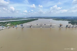 Progress Update on the Largest Bridge Along Ho Chi Minh City’s Ring Road 3 - image 10