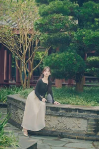 Exquisite Portraiture in YiTuYu Art Language Vol.7313 with Xiao Xiao Yu - image 4