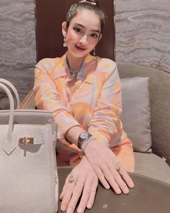 Ageless Beauty: Dong Nai's Wealthy U50 Woman Stuns with Youthful Look - image 4