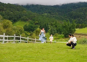 Inside Ho Ngoc Ha's Heartwarming Family Moments in Her Latest Music Video - image 3