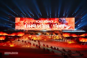 Artistic Celebration: Under the Glorious Flag of the Party for the 14th National Congress - image 12