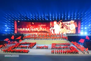 Artistic Celebration: Under the Glorious Flag of the Party for the 14th National Congress - image 14
