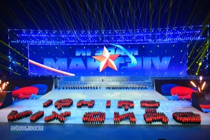 Artistic Celebration: Under the Glorious Flag of the Party for the 14th National Congress - image 13