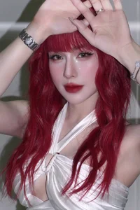 Fiery Red Hair Trends: How Top Celebrities are Rocking Bold and Vibrant Hairstyles This Season - image 4