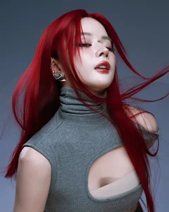 Fiery Red Hair Trends: How Top Celebrities are Rocking Bold and Vibrant Hairstyles This Season - image 8