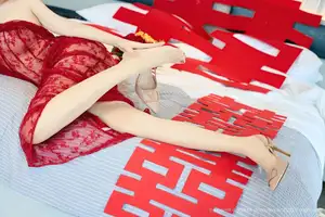Yi Tian Tian's Allure in Red Lace Dress XiuRen No.10578: Modern Asian Beauty Captivates - image 4