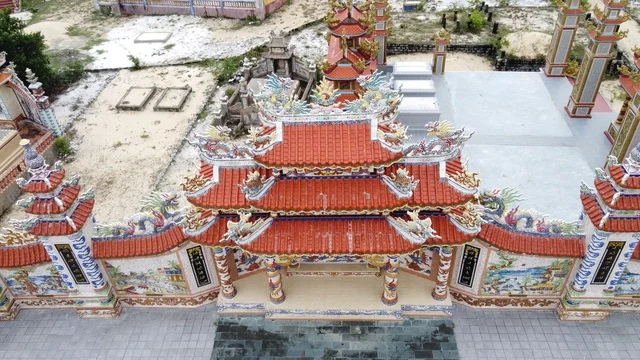 Exploring the Magnificent Tombs of An Bang: The Unique Architectural Marvels of Vietnam’s City of Ghosts