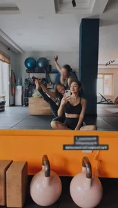 Tang Thanh Ha’s Daughter Chloe Surprises Fans with Intense Boxing Workout - image 5