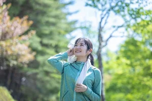 Essential Sun Protection Tips for Runners: Choosing the Best Sweat-Resistant Sunscreen - image 0