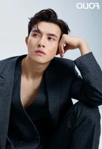 Tran Ngoc Vang's Gritty Transformation: Shedding the Heartthrob Label in 'Heo Nam Mong' - image 0