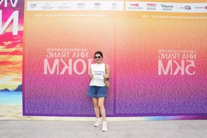 Beautiful Female Runners Shining at VnExpress Marathon Nha Trang - image 8