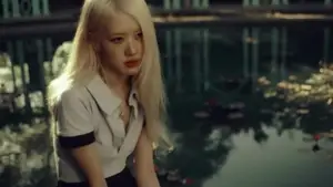 Rosé Blackpink: Dynamic Beauty, Captivating Style – Most Beautiful Idol 2025 VnExpress - image 3