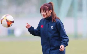 The Next Generation: Rising Hot Girl of Vietnam Football Scene Attracts Global Attention - image 0