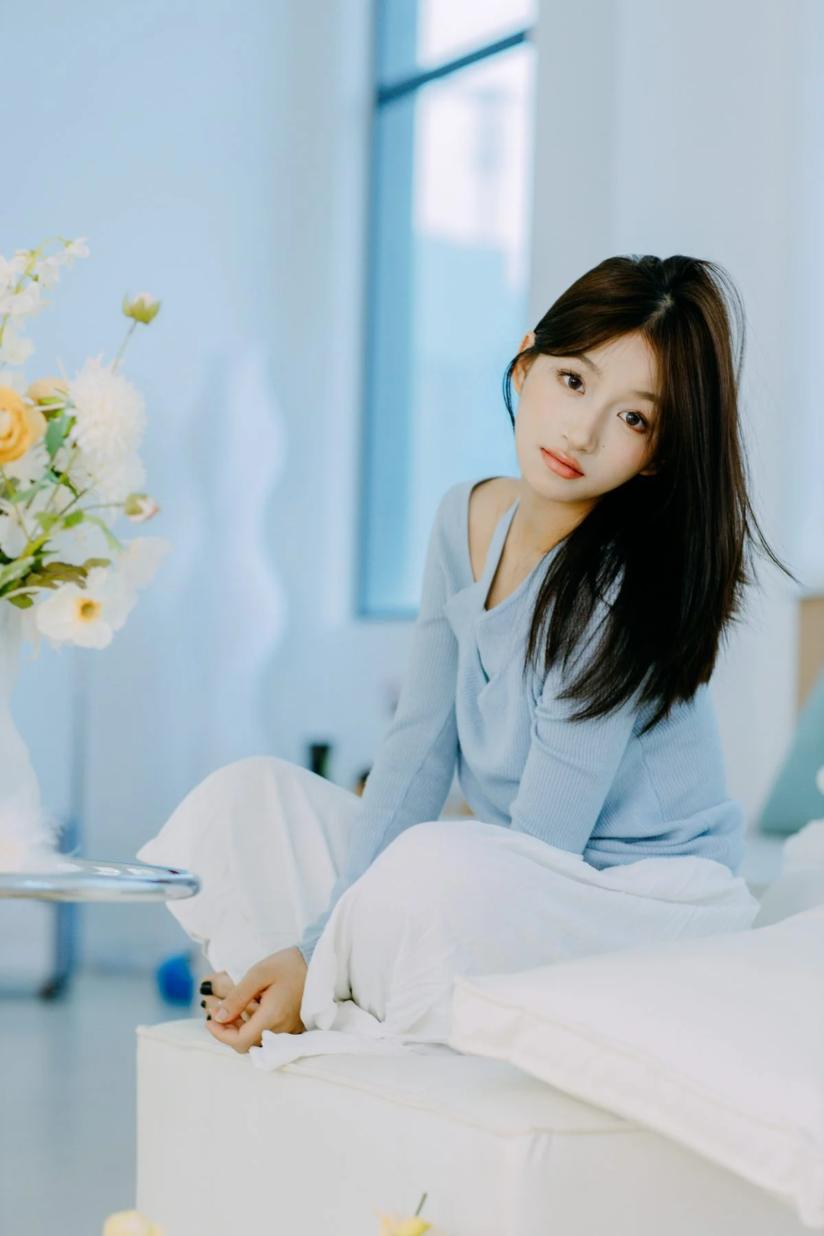 Elegant Portraiture in YiTuYu Art Language Vol.6010 Featuring Yu Er